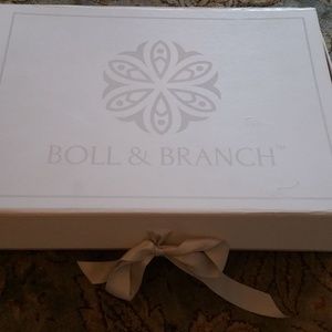 *NEW* BOLL & BRANCH GIFT SET Luxury Crib Bedding